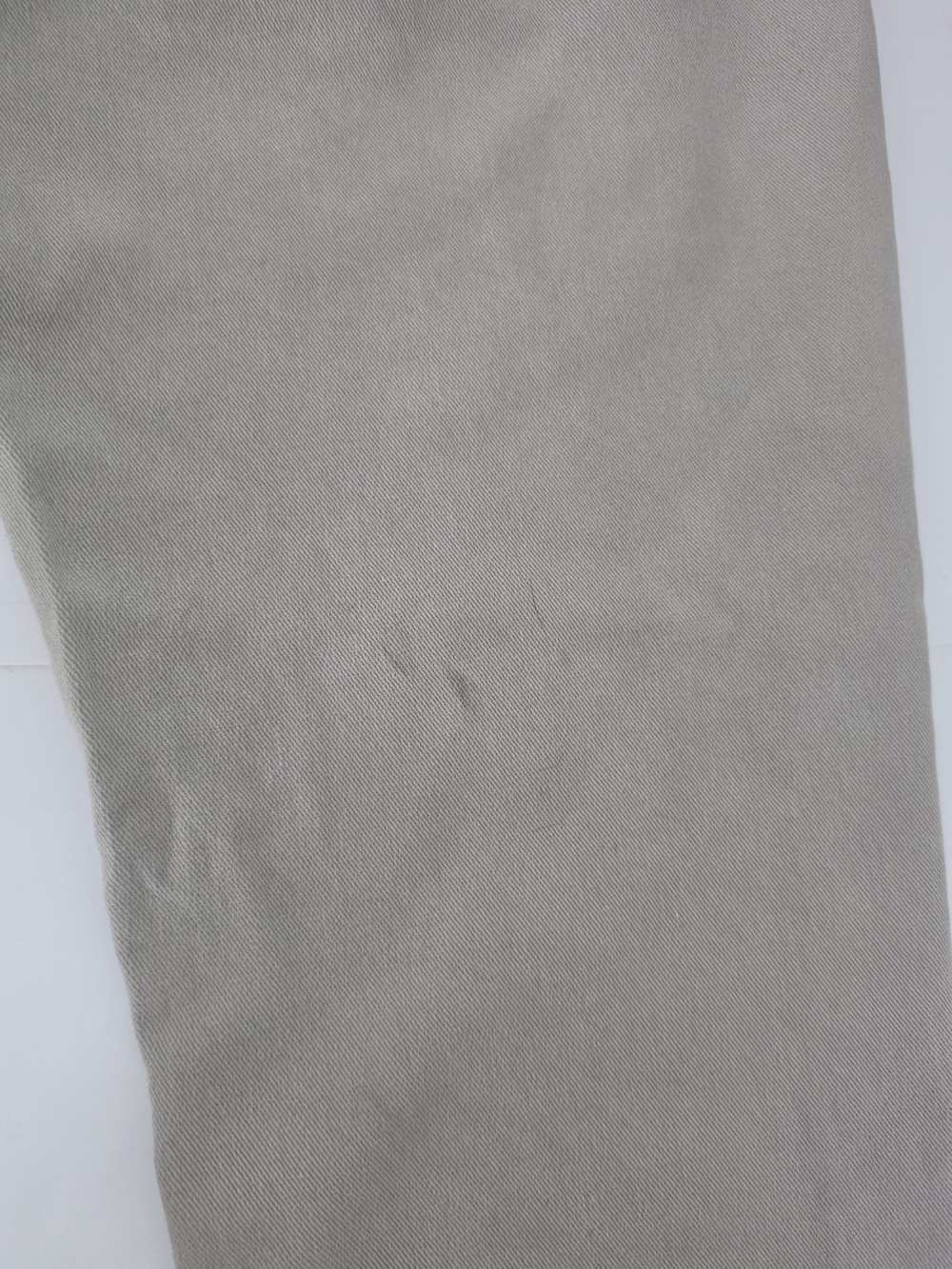Levi's Slim Straight Jeans in Light Khaki - Picture 3 of 9